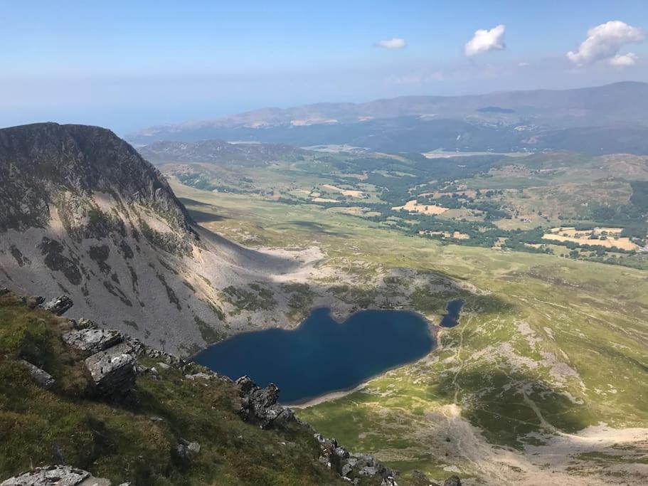 Y Cwtch - Panoramic Mountain Views Within Snowdonia'S National Park - 4X4 Recommended Villa Dolgellau Buitenkant foto